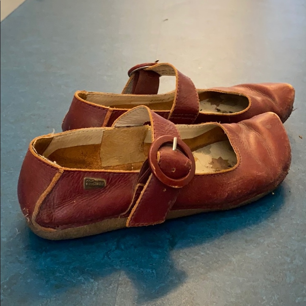Clarks Mary Janes